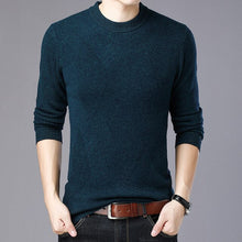 Load image into Gallery viewer, England Style New 2018 Winter Men's High Fashion Turtleneck Long Sleeve Thick Keep Warm 100%Wool Sweater Clothes Men Pullover