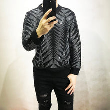 Load image into Gallery viewer, M-3XL! stagecraft    Men&#39;s bright silver hot diamond sweater 2018 personality long sleeve round collar pullover
