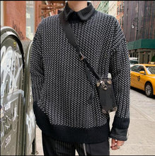 Load image into Gallery viewer, Web celebrity sweater men winter autumn 2018 new Korean youth round collar half high collar jacket slim fashion.